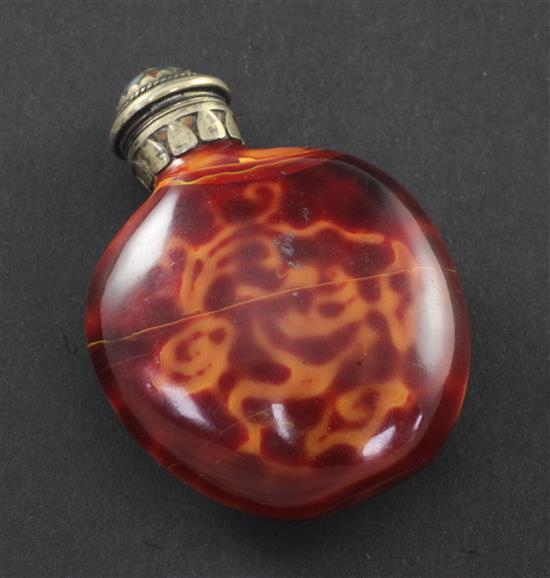 A Chinese realgar glass snuff bottle, 18th / 19th century, 7.5cm